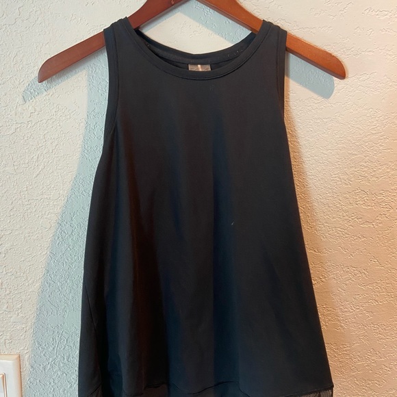 CALIA by Carrie Underwood Tops - Calia black flowy tank